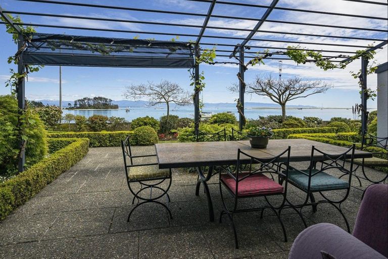 Photo of property in 2 Victoria Road, Stepneyville, Nelson, 7010