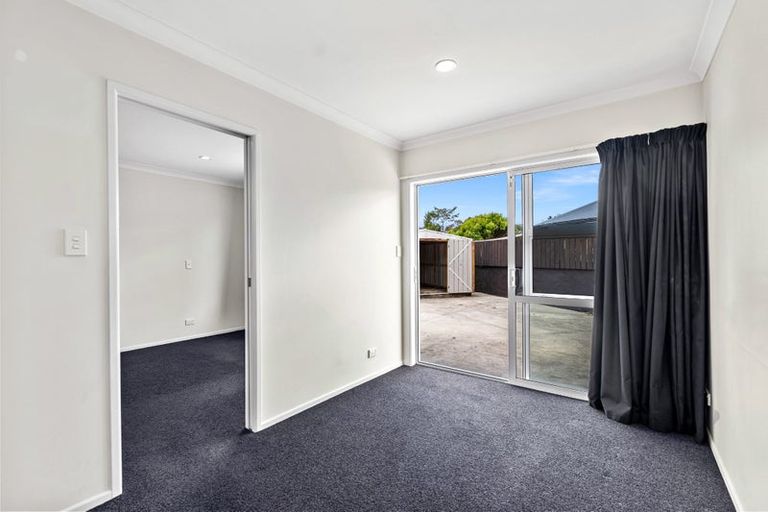 Photo of property in 8 Memorial Drive, Parahaki, Whangarei, 0112