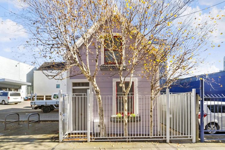 Photo of property in 16 Walter Street, Te Aro, Wellington, 6011