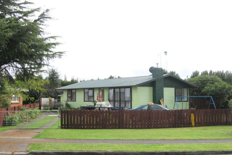 Photo of property in 2 Hinau Street, Tokoroa, 3420