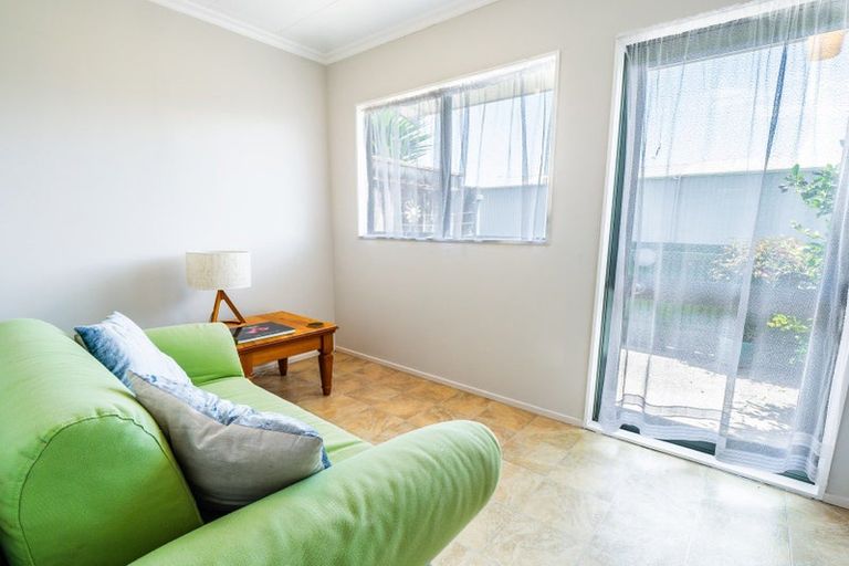 Photo of property in 33f Sanders Avenue, Westown, New Plymouth, 4310