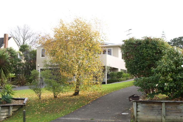 Photo of property in 9 Alexander Street, Cockle Bay, Auckland, 2014