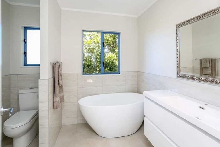 Photo of property in 115 Turangi Road, Motunui, Waitara, 4383