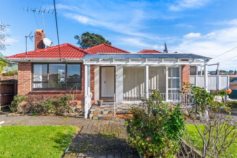 Photo of property in 7 Kelsey Crescent, Hillsborough, Auckland, 1042