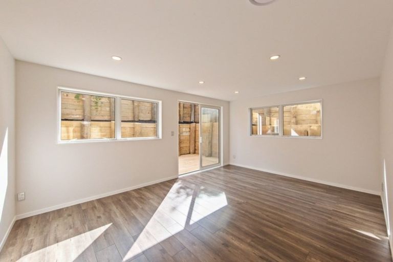 Photo of property in 16 Jaedee Court, Howick, Auckland, 2014