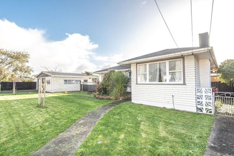 Photo of property in 1 Hodge Place, Aramoho, Whanganui, 4500