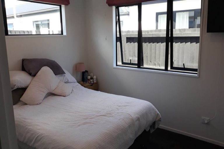 Photo of property in 17 Pohe Street, Wigram, Christchurch, 8042