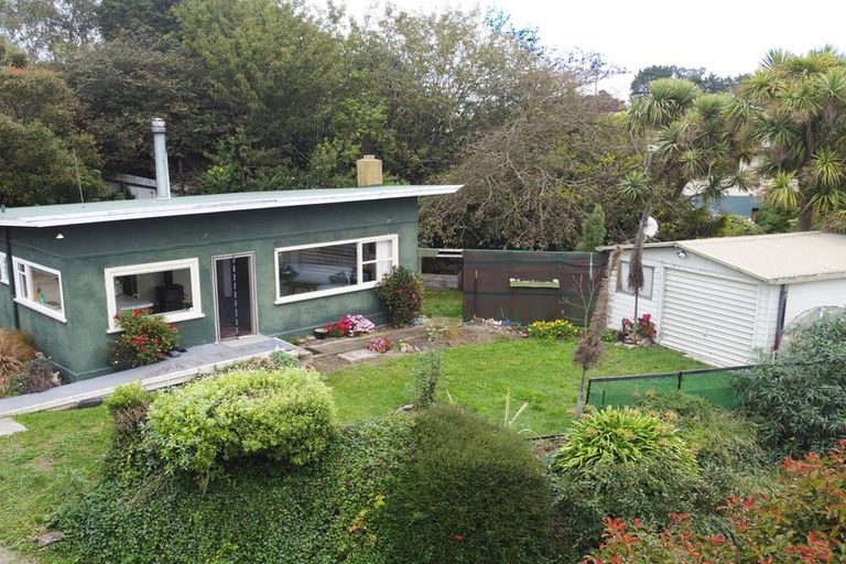 Photo of property in 2 Napier Place, Kakanui, Oamaru, 9495
