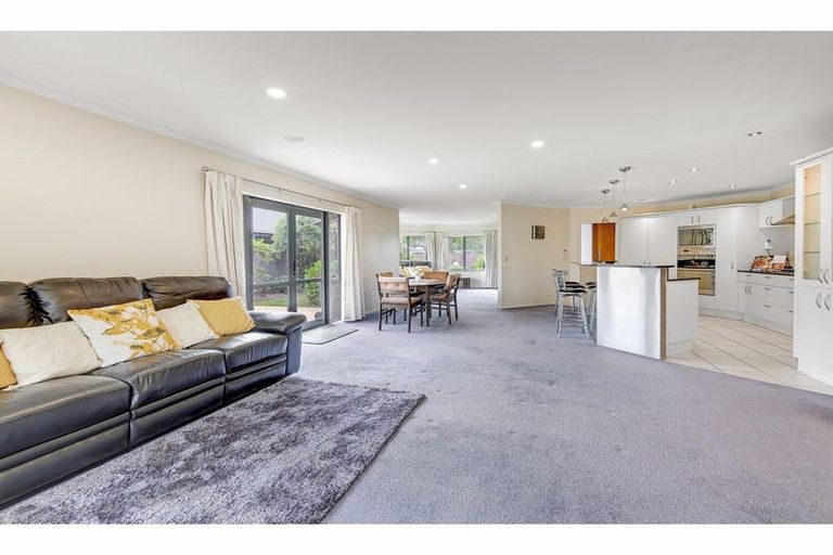 Photo of property in 4 Annaby Drive, Northwood, Christchurch, 8051