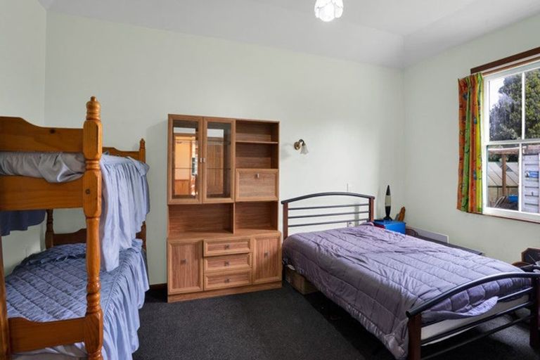 Photo of property in 100 Conway Road, Eltham, 4322