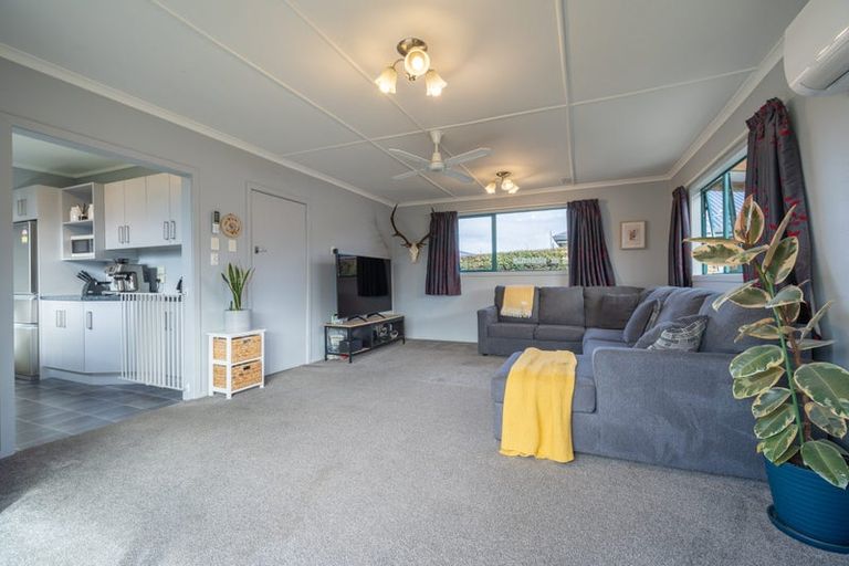 Photo of property in 22b Lawson Burrows Crescent, Te Anau, 9600