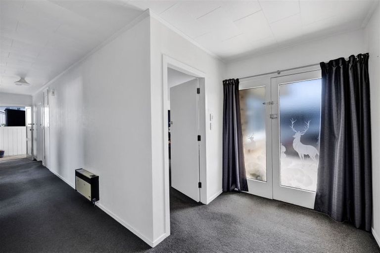 Photo of property in 7 Mccarthy Street, Hawera, 4610