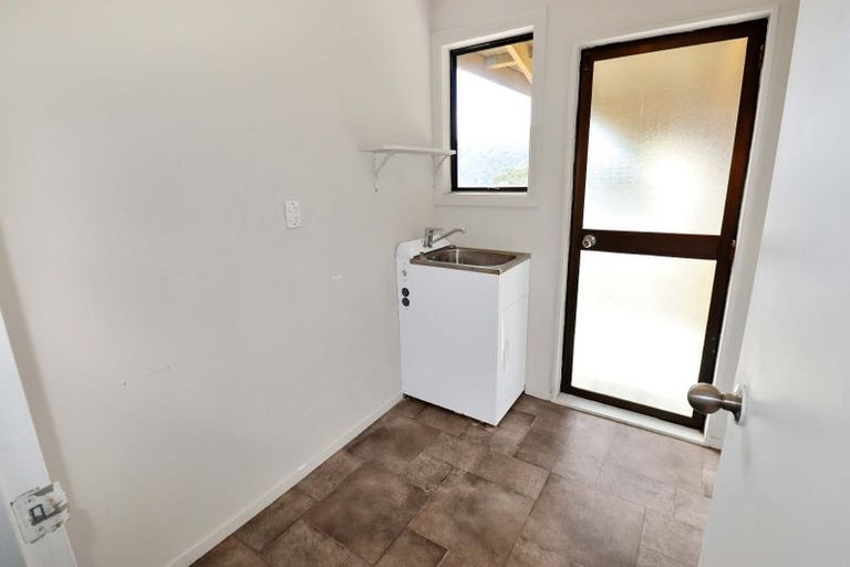 Photo of property in 89 Logie Street, Stokes Valley, Lower Hutt, 5019