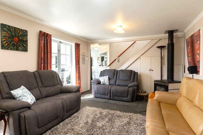 Photo of property in 48 Beach Road, Waikawa, Picton, 7220