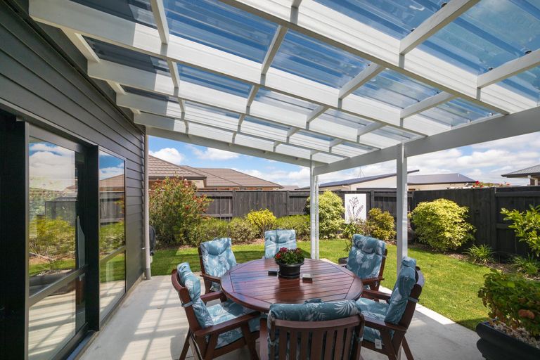 Photo of property in 5 Levi Place, Kelvin Grove, Palmerston North, 4414