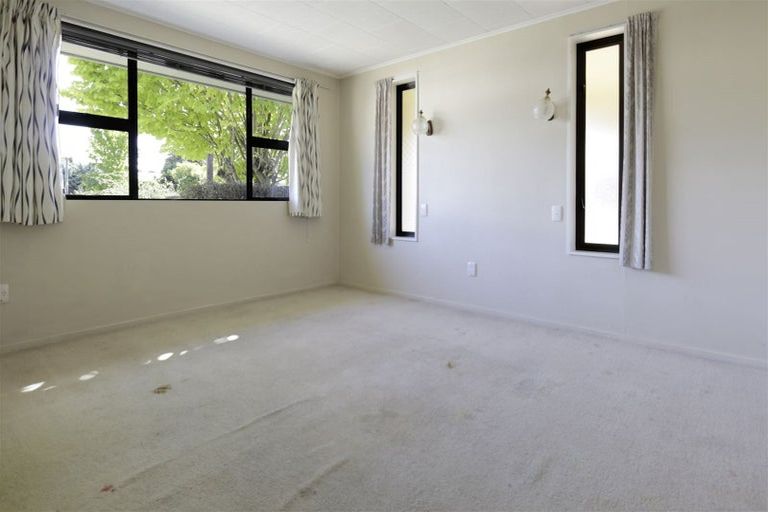Photo of property in 33 Bernard Road, Albert Town, Wanaka, 9305