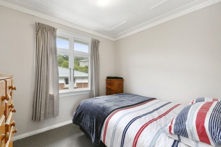 Photo of property in 163 Easther Crescent, Kew, Dunedin, 9012