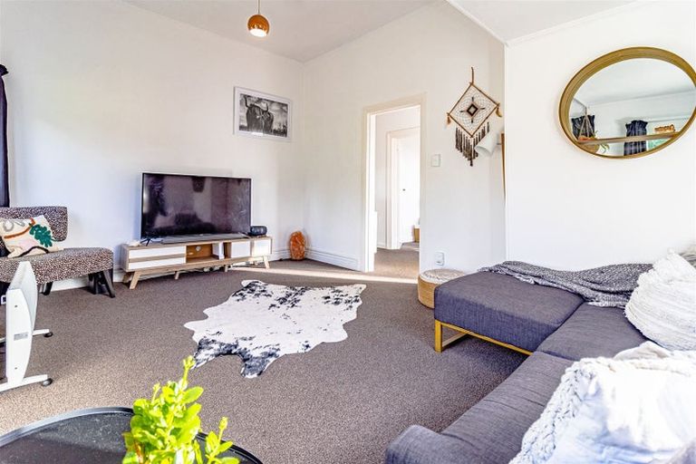 Photo of property in 32 White Street, Whanganui East, Whanganui, 4500