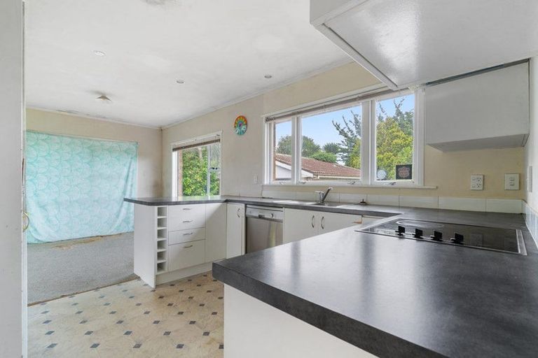 Photo of property in 372 Great South Road, Opaheke, Papakura, 2113