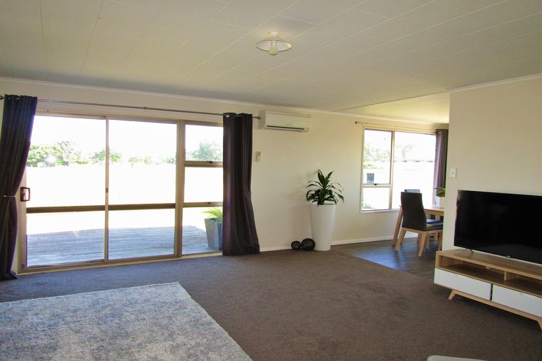 Photo of property in 55 Puriri Crescent, Edgecumbe, 3120