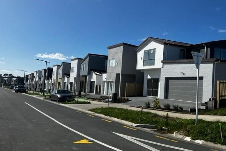 Photo of property in 31 Clara Road, Silverdale, 0932