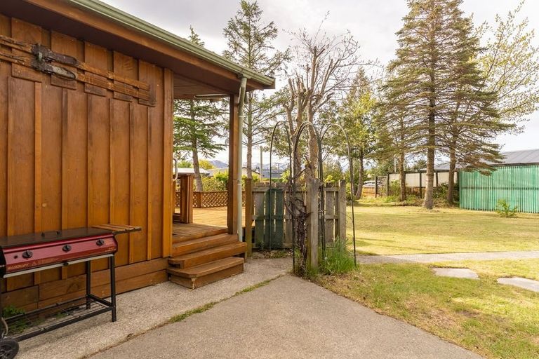 Photo of property in 10 Glencairn Road, Twizel, 7901