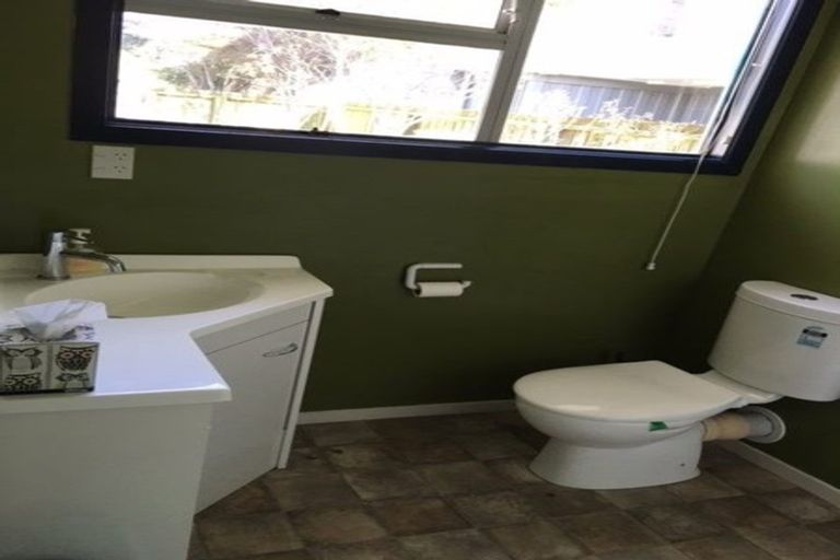 Photo of property in 2 Watson Drive, Paraparaumu Beach, Paraparaumu, 5032