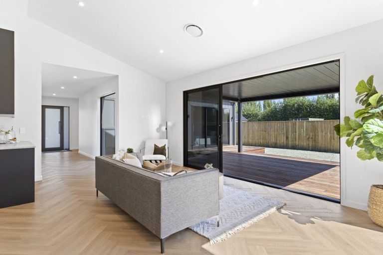 Photo of property in 36 Orchard Road, Greytown, 5712