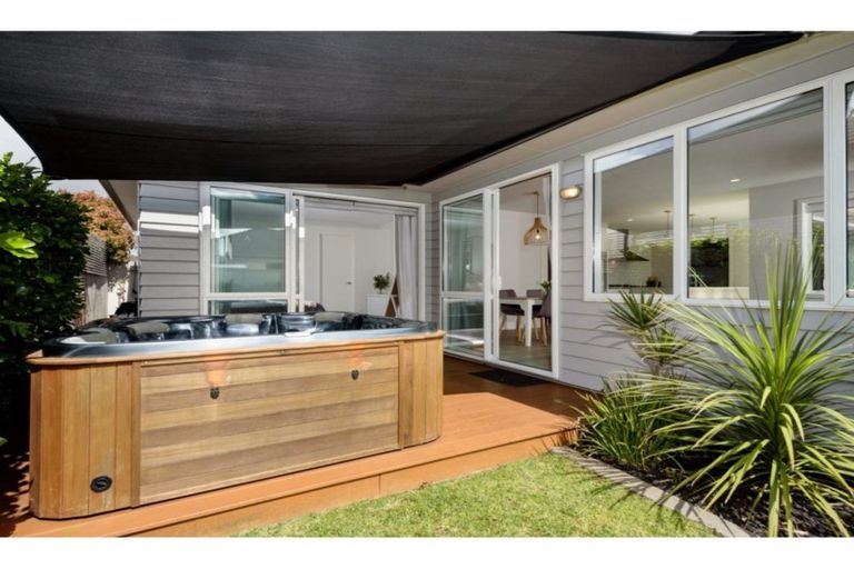 Photo of property in 45 Oceania Sands Way, Papamoa Beach, Papamoa, 3118