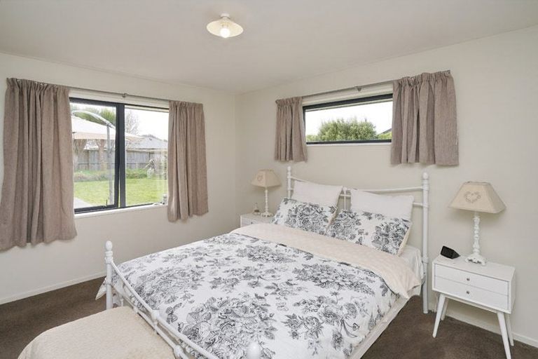 Photo of property in 32 Wellington Street, Ashley, Rangiora, 7477