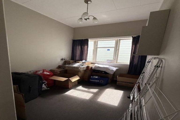 Photo of property in 4 Rixon Grove, Mount Victoria, Wellington, 6011