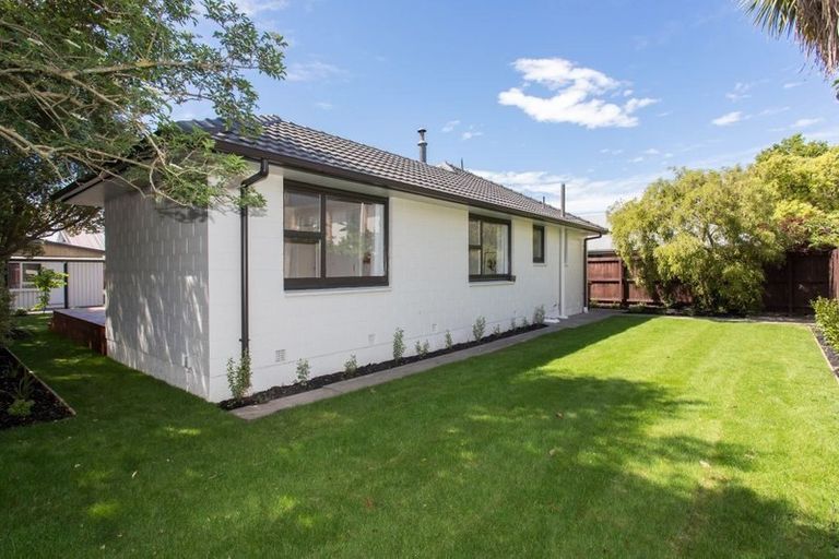 Photo of property in 15 Suffolk Street, Phillipstown, Christchurch, 8011