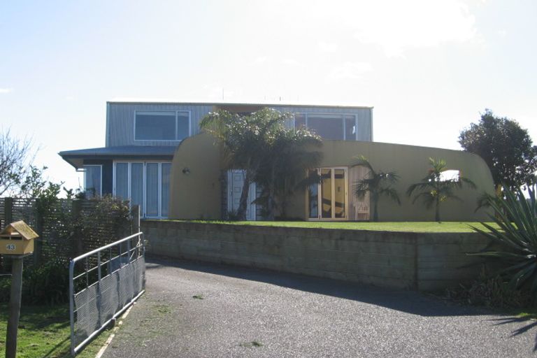 Photo of property in 43 Cullen Street, Mangawhai Heads, Mangawhai, 0505