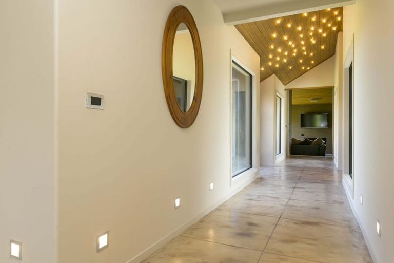 Photo of property in 5 Hitiri Road, Kinloch, Taupo, 3377