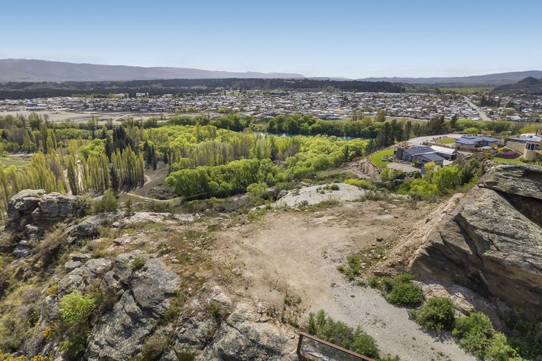 Photo of property in 21 Lanes Road, Bridge Hill, Alexandra, 9320