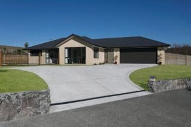 Photo of property in 21 Moa Lane, Richmond Heights, Taupo, 3330