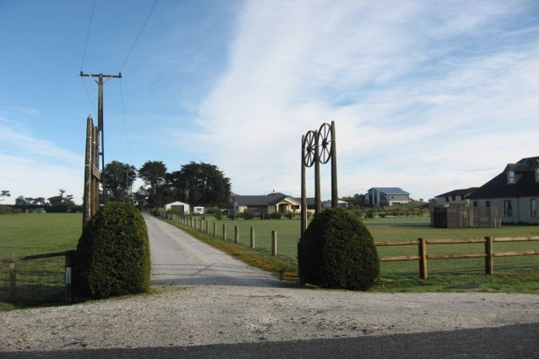 Photo of property in 86 Black Road, Otatara, Invercargill, 9879