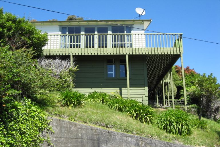 Photo of property in 12a Broadway, Picton, 7220