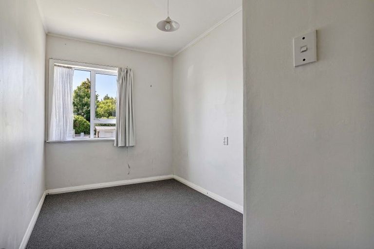 Photo of property in 28 Cornwall Street, Eltham, 4322