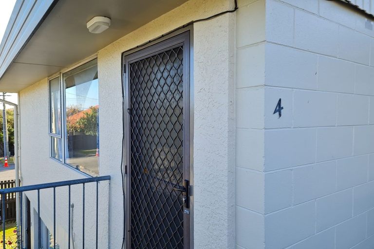 Photo of property in 2/72 Fairfield Avenue, Addington, Christchurch, 8024