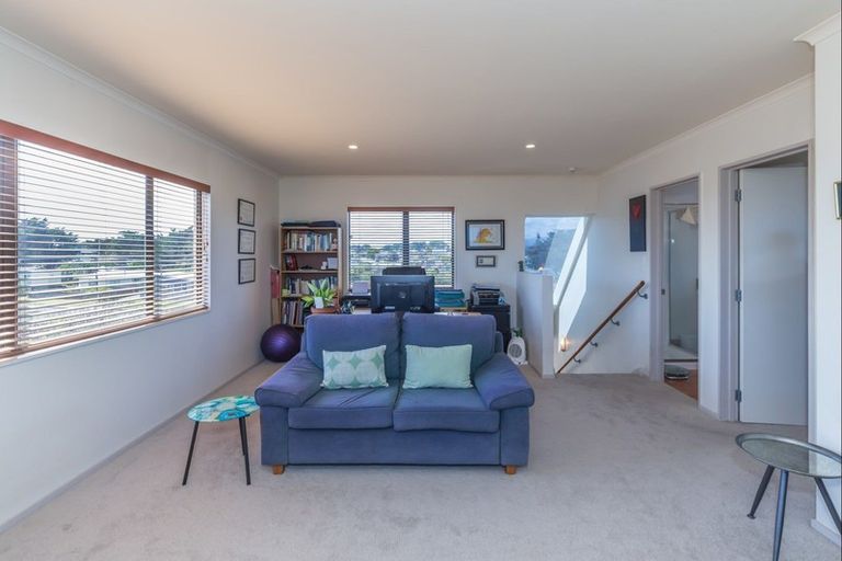 Photo of property in 53 Rua Avenue, Waitarere Beach, Levin, 5510