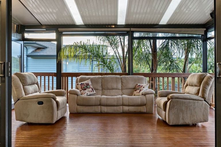 Photo of property in 66 Helenslee Road, Pokeno, 2402