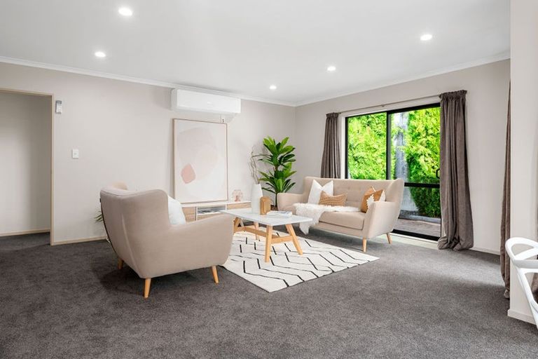 Photo of property in 11 Shrule Place, Huntington, Hamilton, 3210