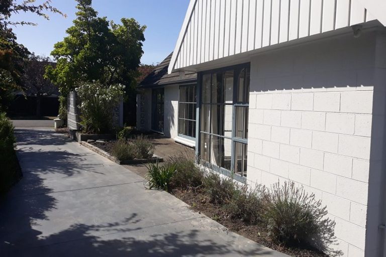 Photo of property in 33 Raxworthy Street, Ilam, Christchurch, 8041