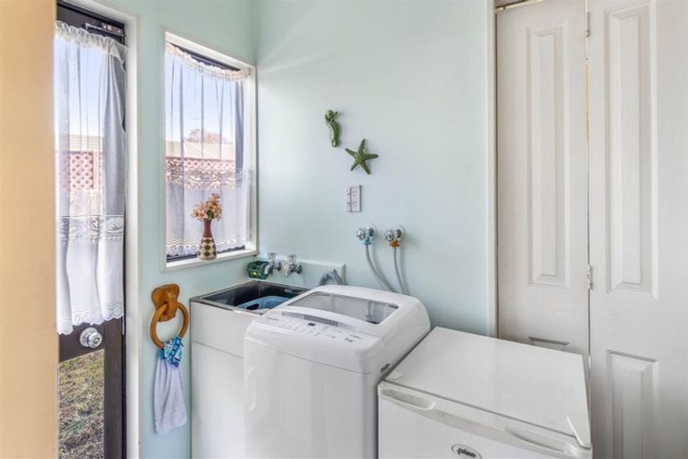 Photo of property in 2/49 Hay Street, Bromley, Christchurch, 8062