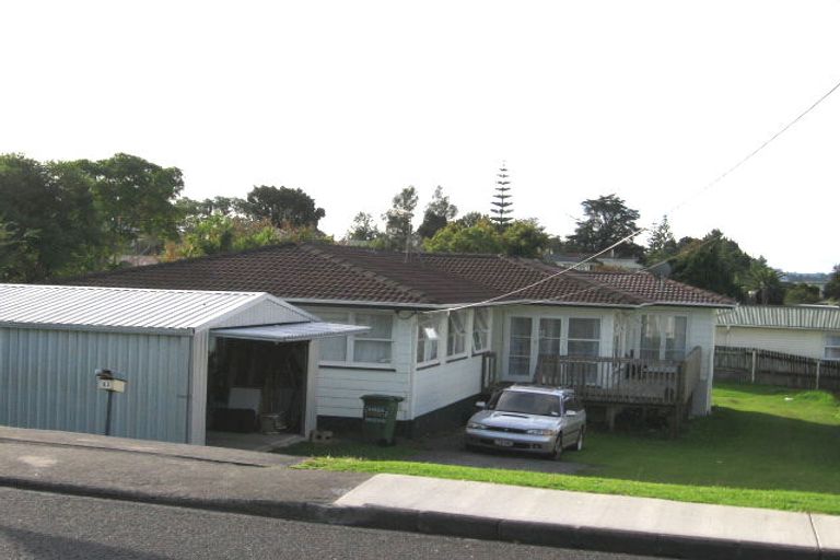 Photo of property in 92 Wharf Road, Te Atatu Peninsula, Auckland, 0610