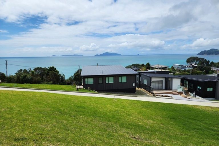 Photo of property in 8 Blue Moon Rise, Langs Beach, 0582
