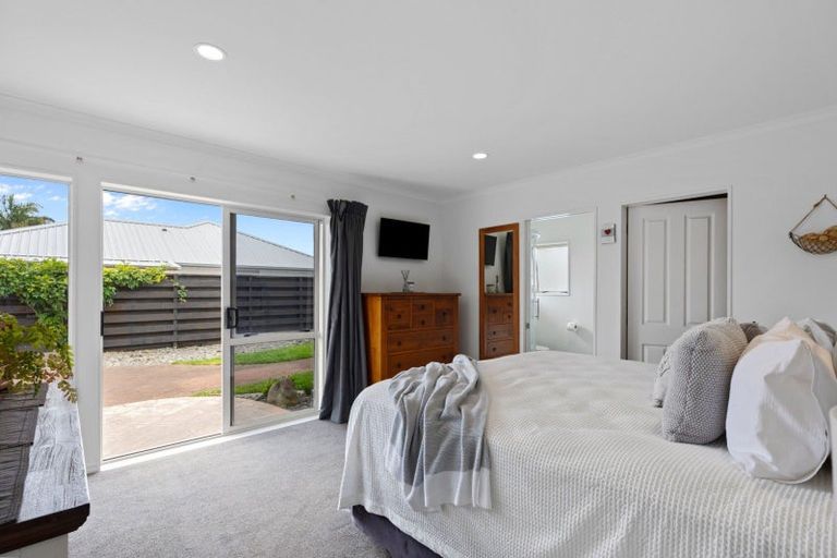 Photo of property in 19 Sovereign Drive, Papamoa Beach, Papamoa, 3118