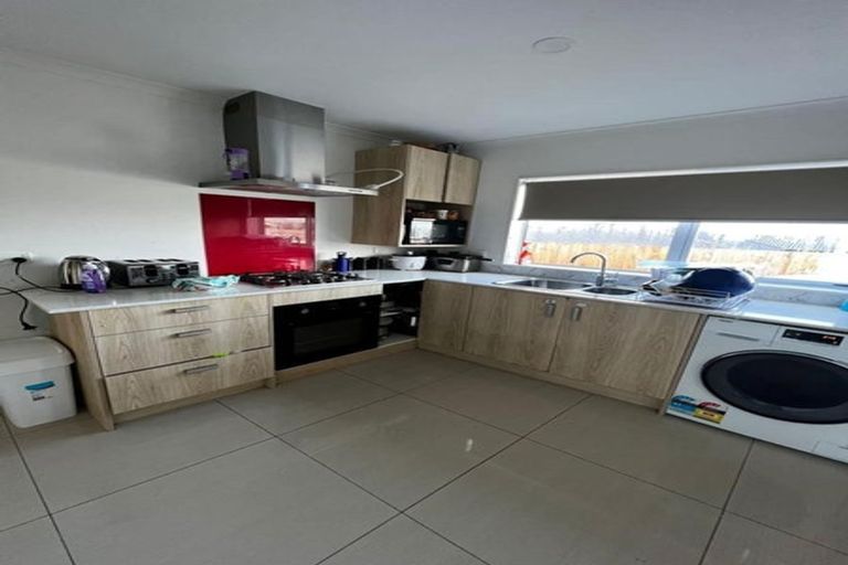 Photo of property in 41c Senator Drive, Manurewa, Auckland, 2105