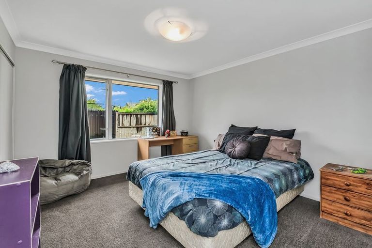 Photo of property in 10b Jozecom Place, Rolleston, 7614